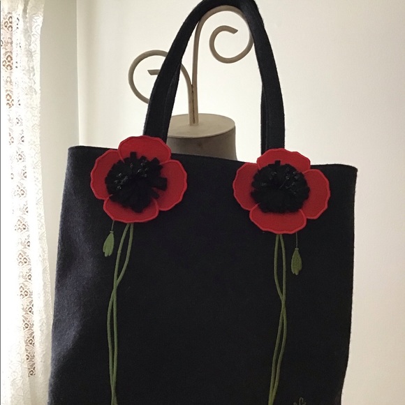 LULU Guinness Black Wool Red Poppies Handbag - Picture 3 of 7